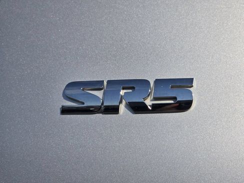 Used 2022 Toyota 4Runner SR5 AWD/4WD image 24