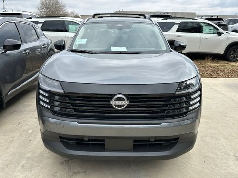 New 2026 Nissan Kicks SV w/ Cold Weather Package image 2