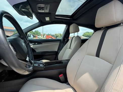 Used 2020 Honda Civic EX image 13