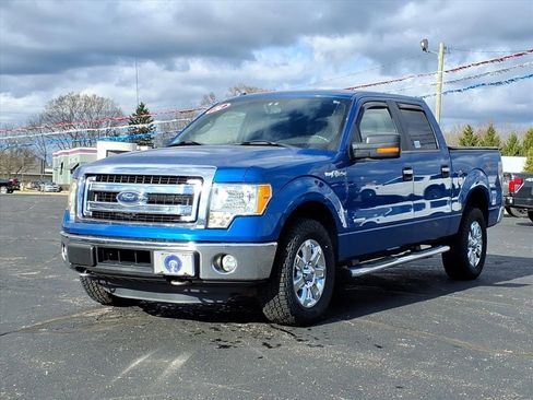 Used 2014 Ford F150 XLT w/ XTR Package image 3