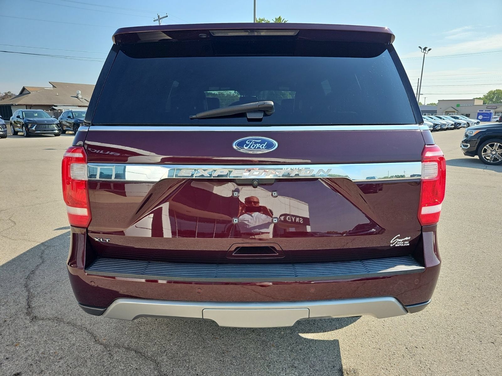 Used 2021 Ford Expedition XLT AWD/4WD image 6