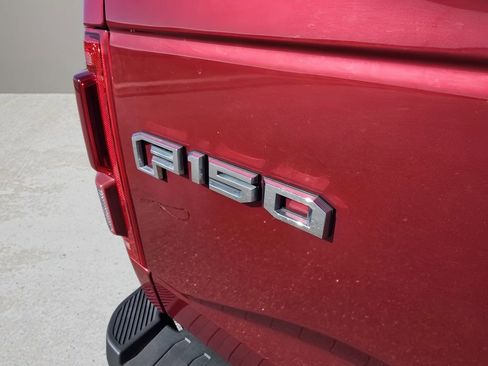 Used 2016 Ford F150 Lariat w/ Equipment Group 501A Mid image 11