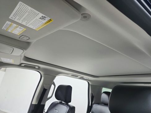 Used 2025 Ford Expedition Max Platinum image 21