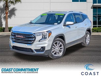 Used 2022 GMC Terrain SLT w/ Infotainment Package II