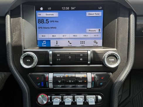 Used 2019 Ford Mustang Premium RWD image 29