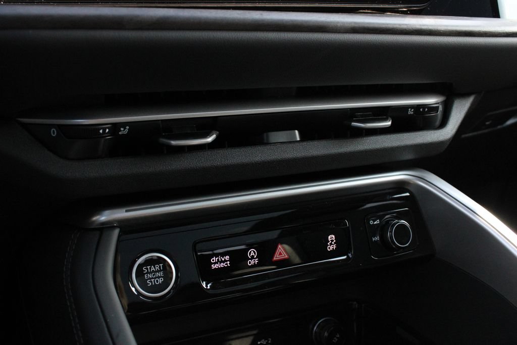 New 2026 Audi A5 Premium Plus AWD/4WD image 17