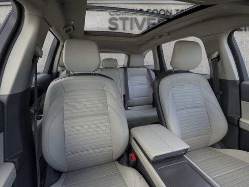 New 2026 Lincoln Nautilus Reserve image 10