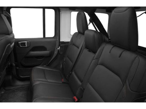 Used 2022 Jeep Wrangler Unlimited Rubicon w/ Trailer Tow Package AWD/4WD image 16