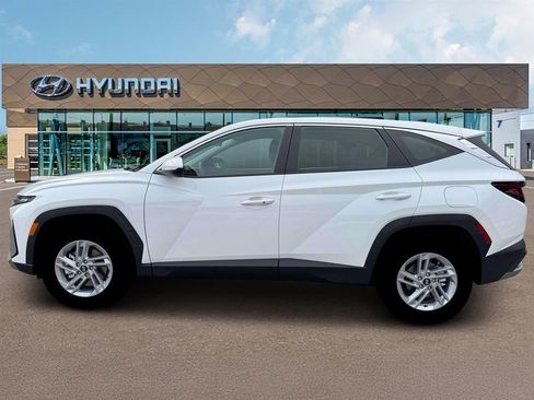 New 2026 Hyundai Tucson SE image 4