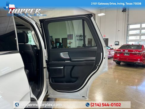 Used 2025 Ford Expedition Platinum AWD/4WD image 51