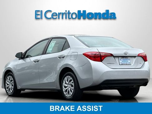 Used 2018 Toyota Corolla LE w/ Carpet Mat Package (TMS) FWD image 5