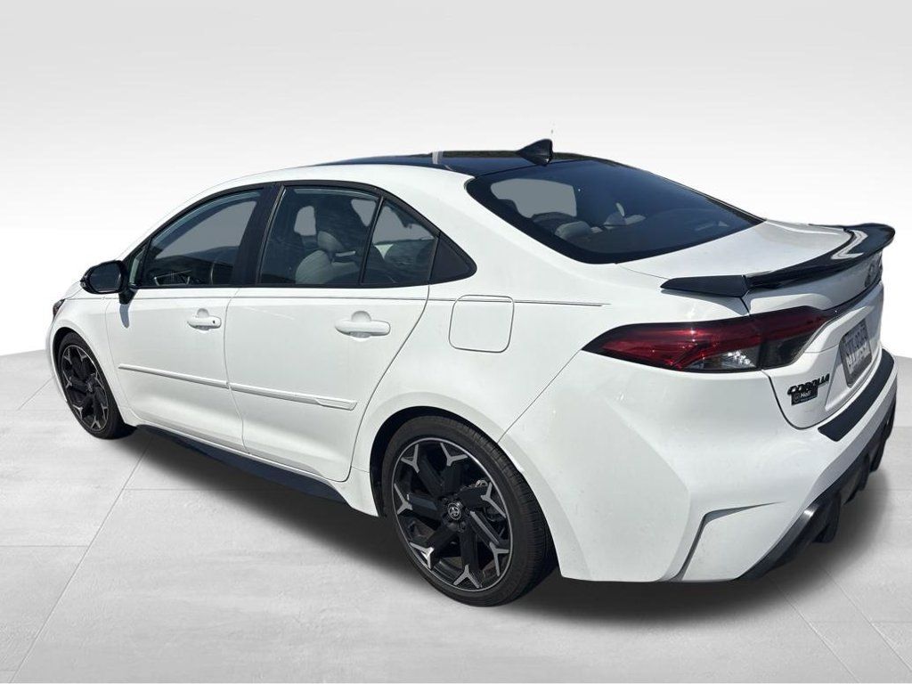 Used 2025 Toyota Corolla FX w/ Convenience Package FWD image 9