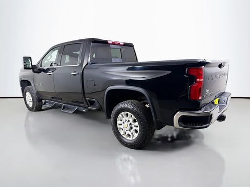 Used 2024 Chevrolet Silverado 3500 LTZ w/ LTZ Premium Package AWD/4WD image 8