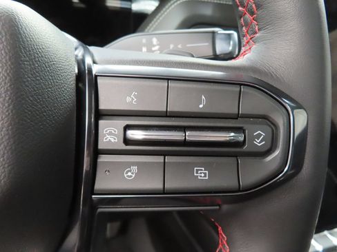 Used 2026 GMC Yukon XL AT4 Ultimate AWD/4WD image 52