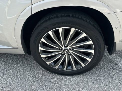 Used 2023 Hyundai Palisade Calligraphy FWD image 12