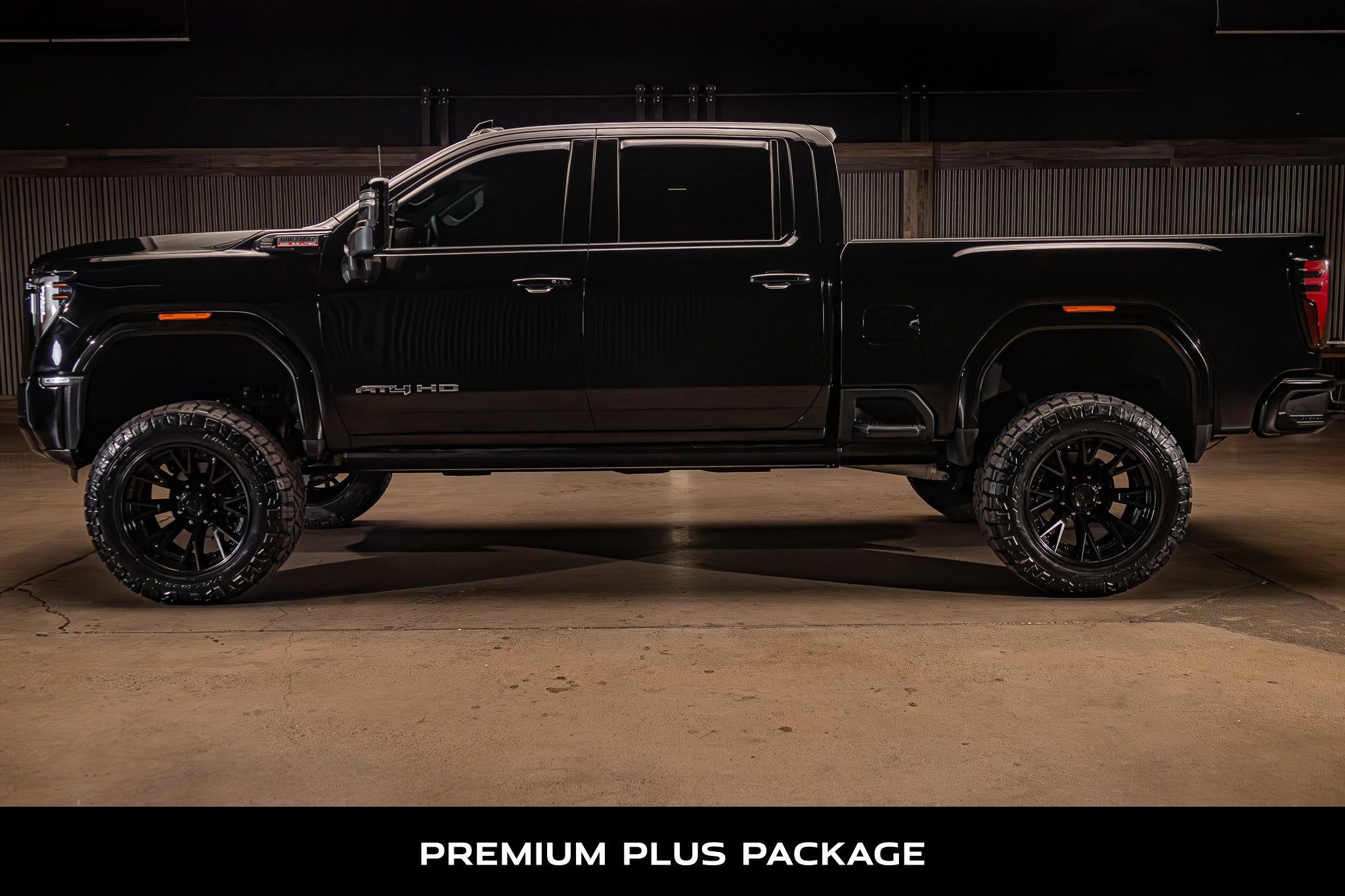 Used 2024 GMC Sierra 2500 AT4 w/ AT4 Premium Plus Package AWD/4WD image 6