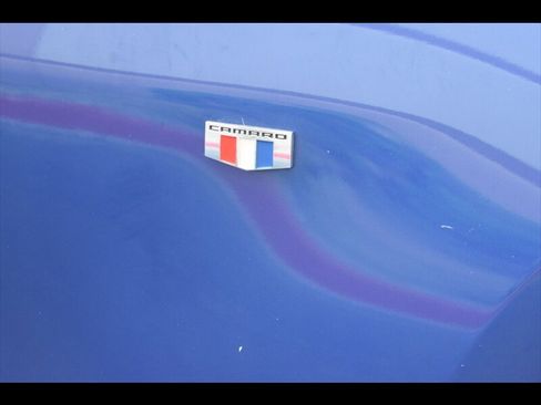 Used 2021 Chevrolet Camaro LT w/ RS Package image 48