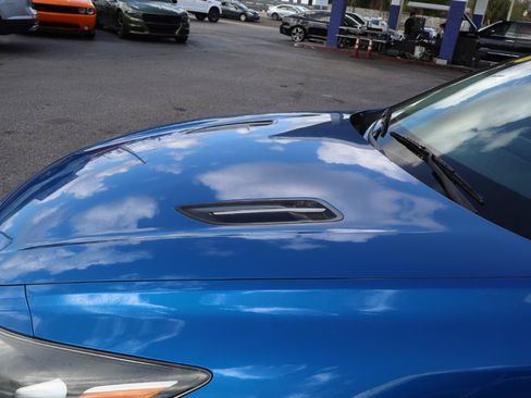 Used 2018 Kia Stinger Premium RWD image 38