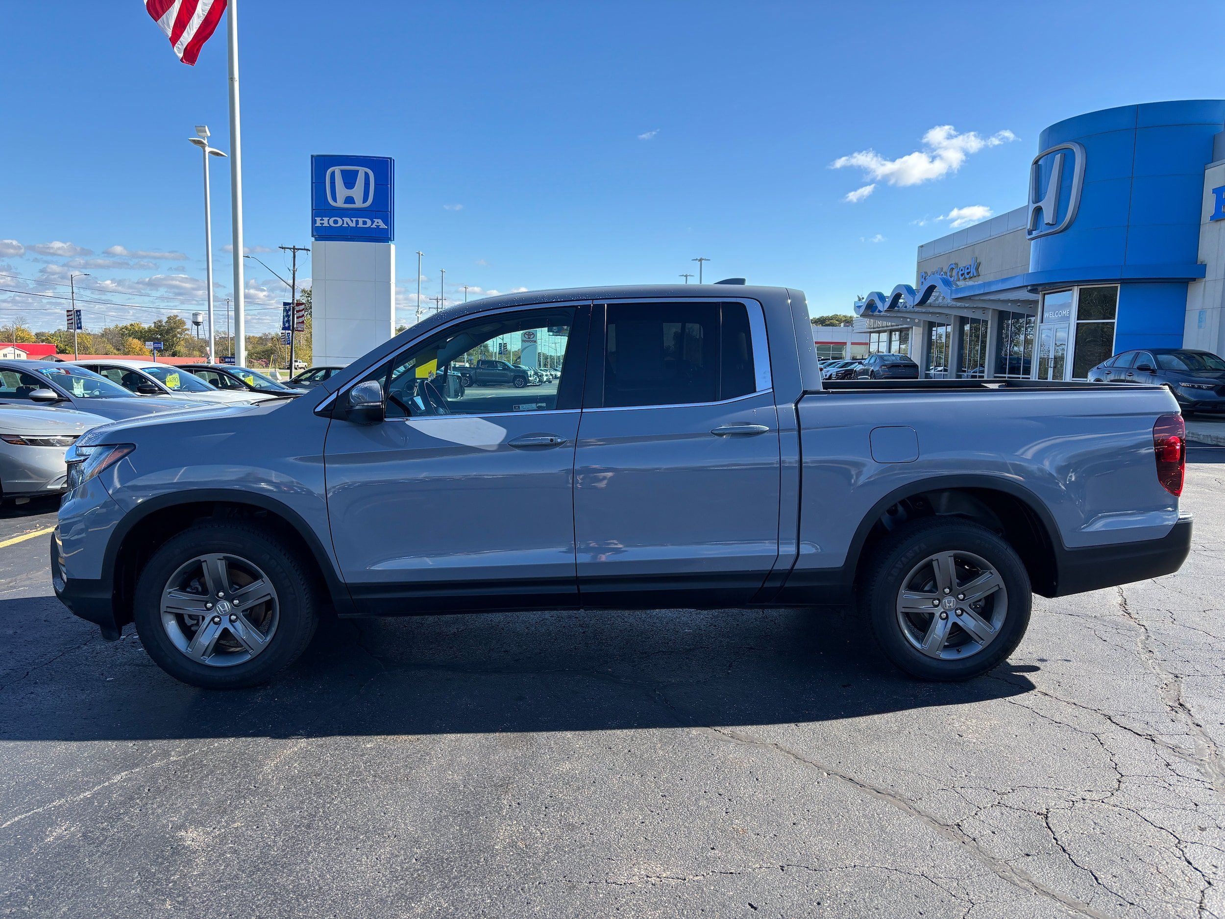 Used 2023 Honda Ridgeline RTL image 1