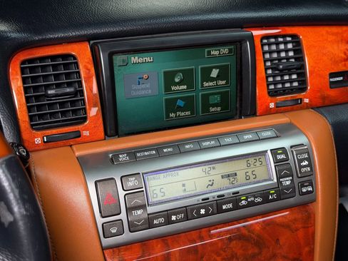 Used 2005 Lexus SC 430 Convertible image 38