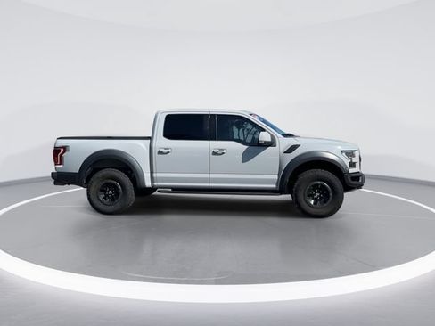 Certified 2017 Ford F150 Raptor w/ Equipment Group 802A Luxury AWD/4WD image 4