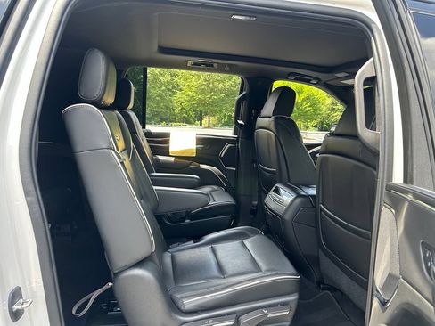 Used 2021 Cadillac Escalade ESV Premium Luxury w/ Performance Package RWD image 50