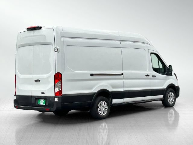 Used 2022 Ford E-Transit 148 High Roof Extended RWD image 4