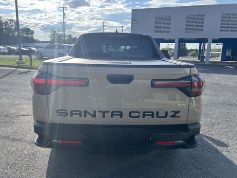 Used 2023 Hyundai Santa Cruz SEL w/ Activity Package image 4