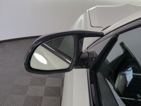 New 2026 BMW X6 M60i image 21