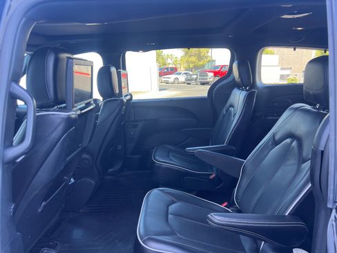 Used 2023 Chrysler Pacifica Limited w/ Uconnect Theater Family Group AWD/4WD image 21