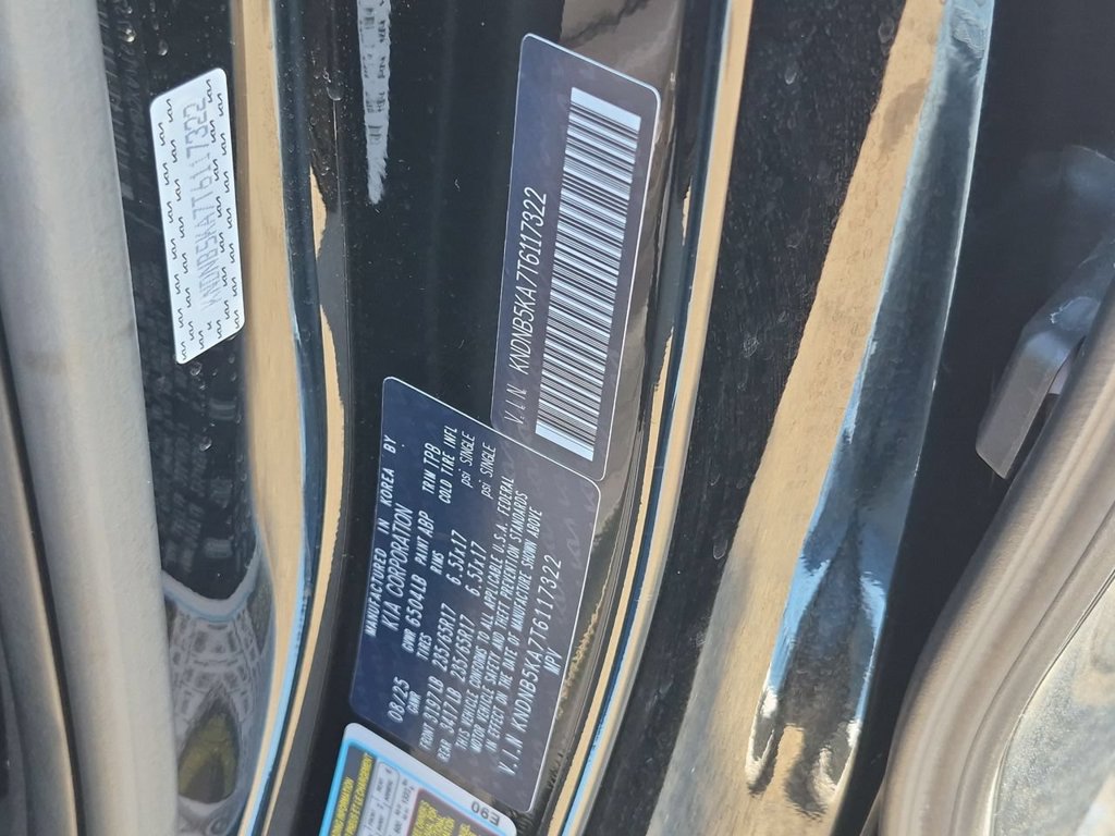 Certified 2026 Kia Carnival LXS FWD image 34