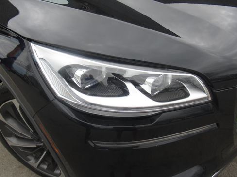 Used 2020 Lincoln Aviator Reserve w/ Equipment Group 202A AWD/4WD image 4