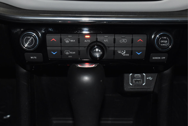 Certified 2023 Jeep Compass Limited AWD/4WD image 21