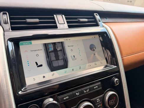 Used 2019 Land Rover Discovery HSE Luxury AWD/4WD image 11