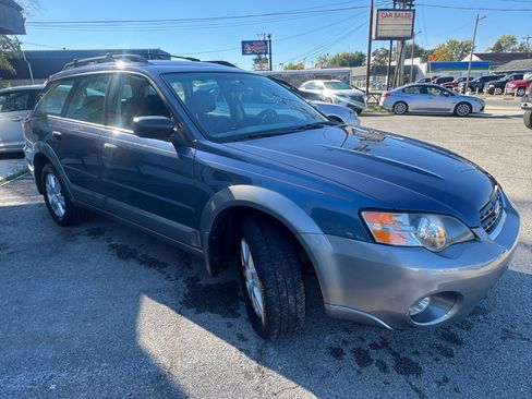 Used 2005 Subaru Outback 2.5i image 8