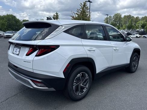 New 2026 Hyundai Tucson Blue SE AWD/4WD image 7
