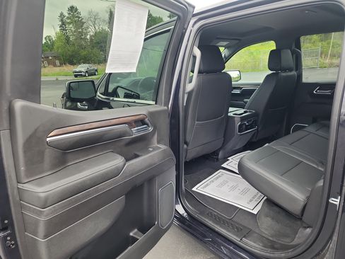 Certified 2023 GMC Sierra 1500 SLT w/ SLT Convenience Package AWD/4WD image 26