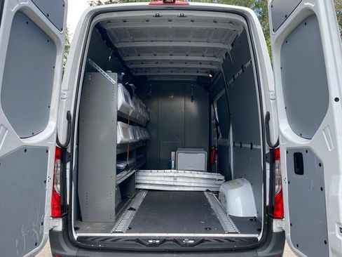 Used 2024 Mercedes-Benz Sprinter 3500 image 9