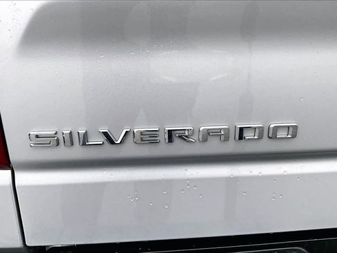 Used 2021 Chevrolet Silverado 1500 Custom image 30