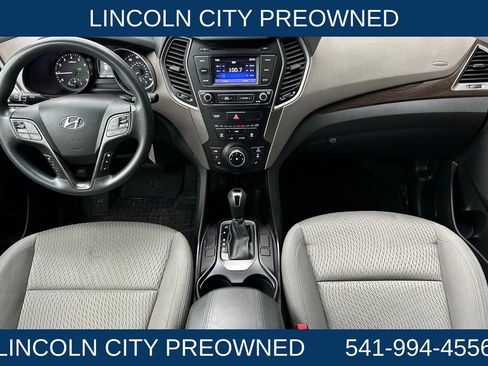 Used 2018 Hyundai Santa Fe Sport image 12