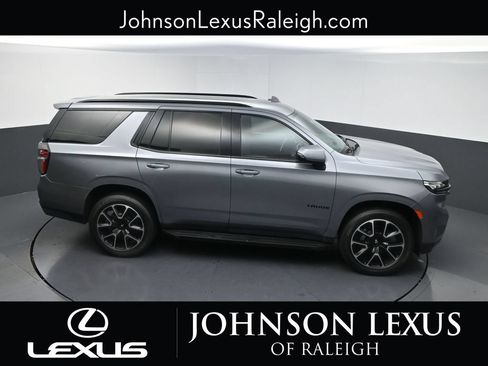Used 2022 Chevrolet Tahoe RST w/ Luxury Package AWD/4WD image 29