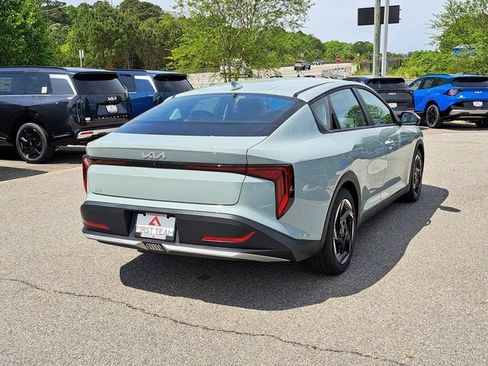 New 2026 Kia K4 EX FWD image 4
