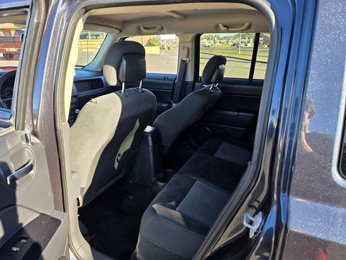 Used 2015 Jeep Patriot Sport w/ Power Value Group image 21