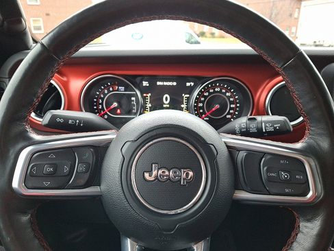 Used 2021 Jeep Wrangler Unlimited Rubicon image 18