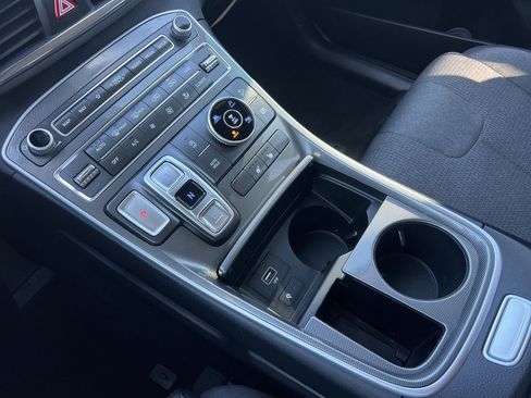 Used 2023 Hyundai Santa Fe SEL image 8