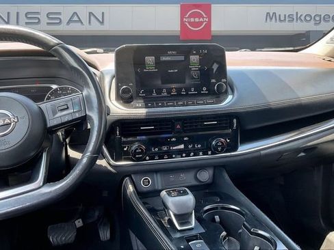 Used 2023 Nissan Rogue SL w/ SL Premium Package AWD/4WD image 9