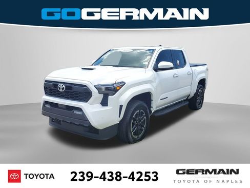 Used 2024 Toyota Tacoma TRD Sport w/ TRD Sport Upgrade Package RWD image 1