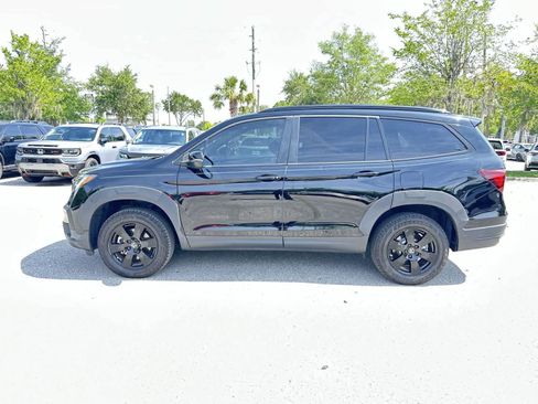 Used 2022 Honda Pilot TrailSport image 3