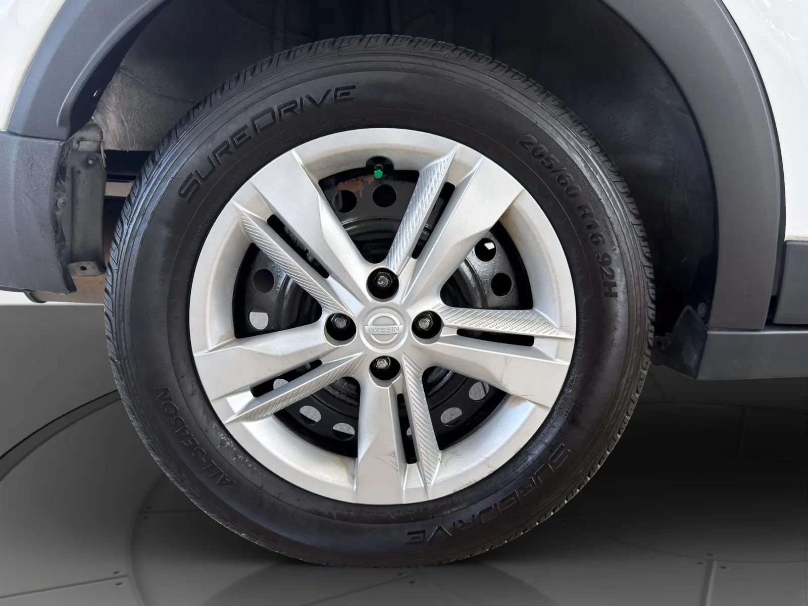 Used 2019 Nissan Kicks S FWD image 24