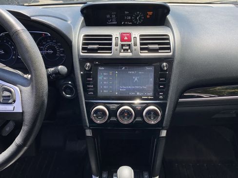 Used 2017 Subaru Forester 2.5i Touring w/ Popular Package #2 AWD/4WD image 25